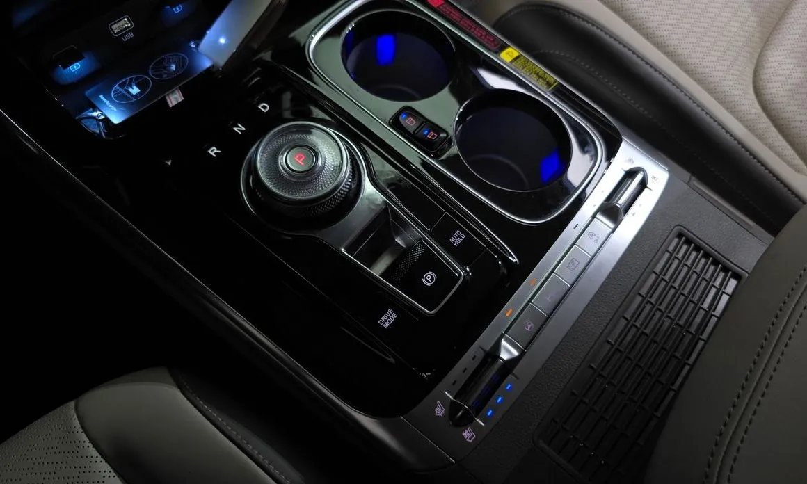 Kia Carnival 2023 из KR, фото 5