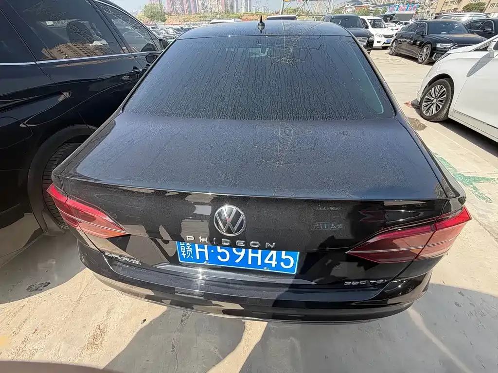 Volkswagen Phideon 2021 из CN, фото 7