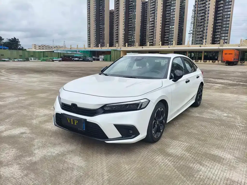 Honda Civic — фото 1