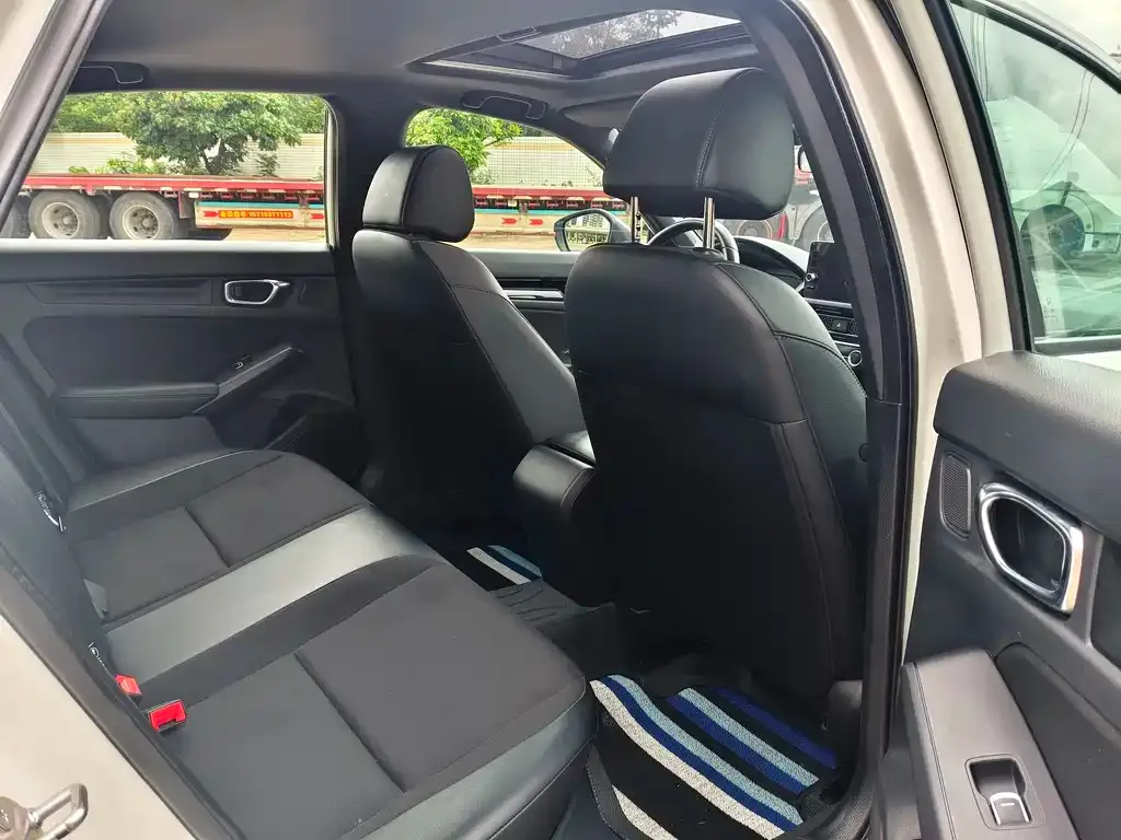 Honda Civic — фото 5