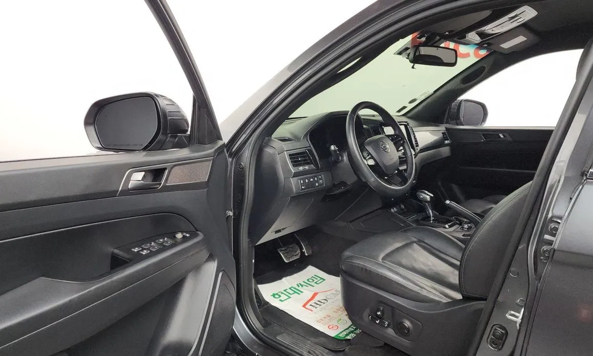 KG Mobility (Ssangyong) Rexton 2023 из KR, фото 2