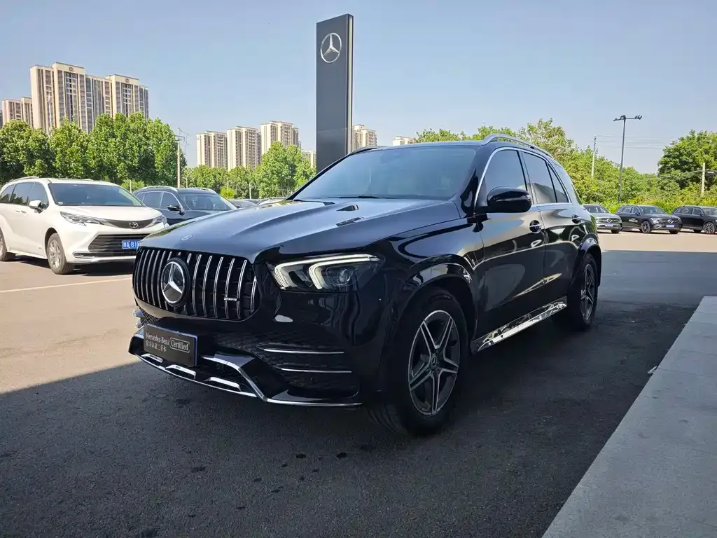 Mercedes-Benz GLE — фото 1