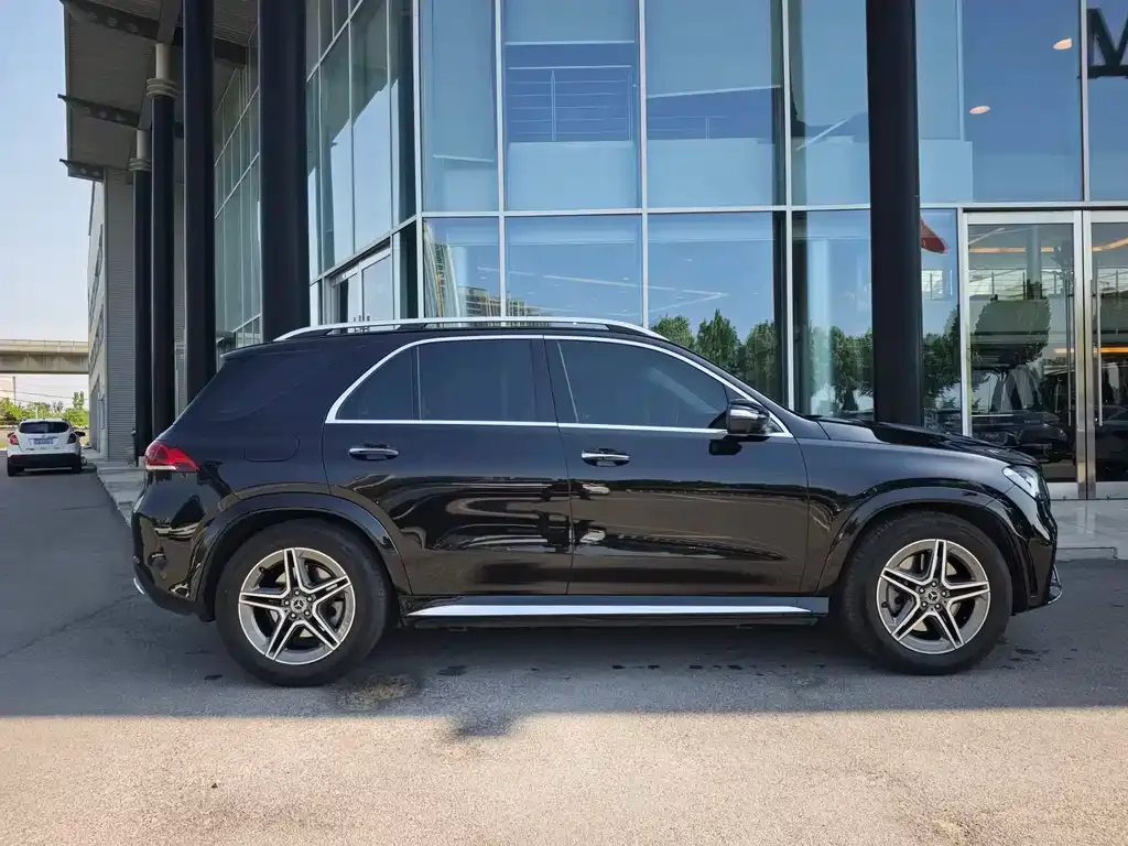 Mercedes-Benz GLE — фото 6