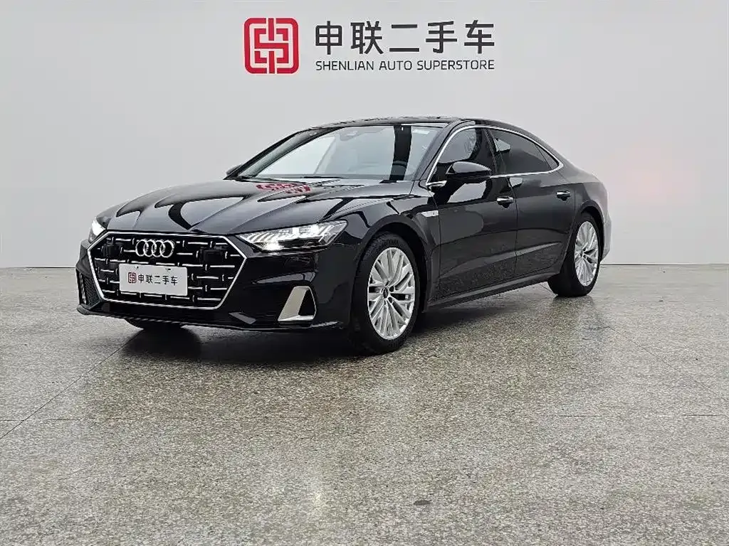Audi A7L — фото 1