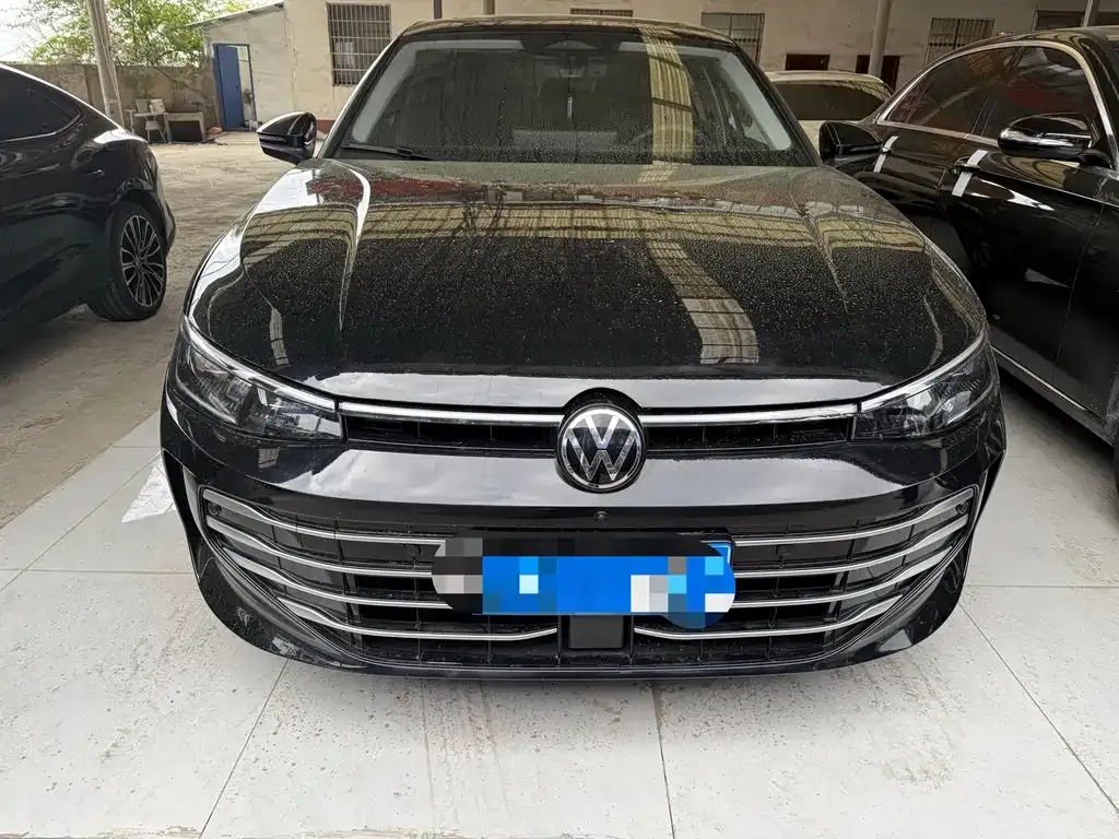Volkswagen Passat — фото 10