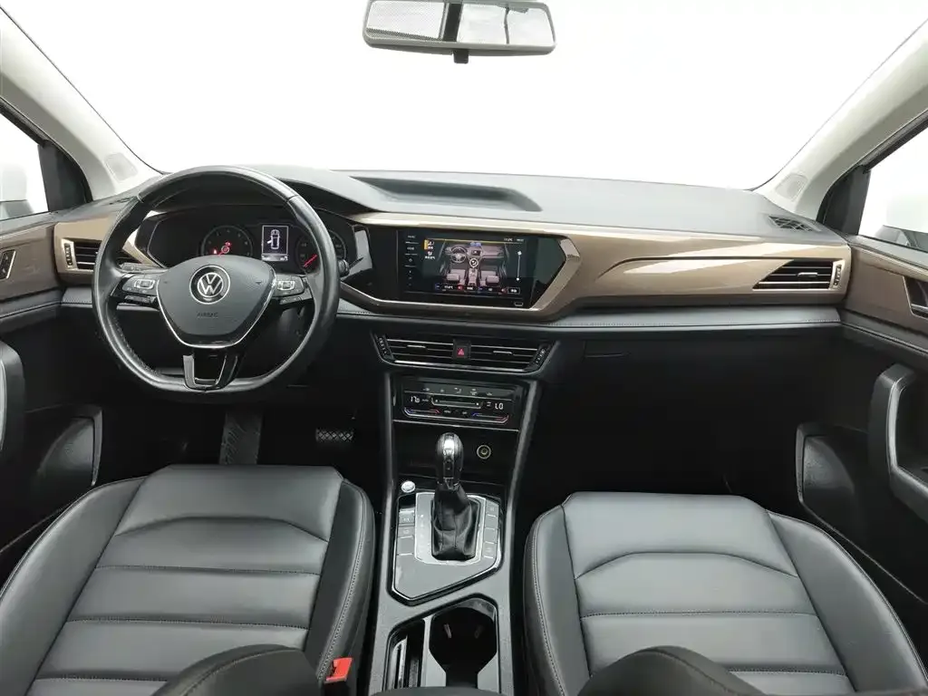 Volkswagen Tharu 2021 из CN, фото 9