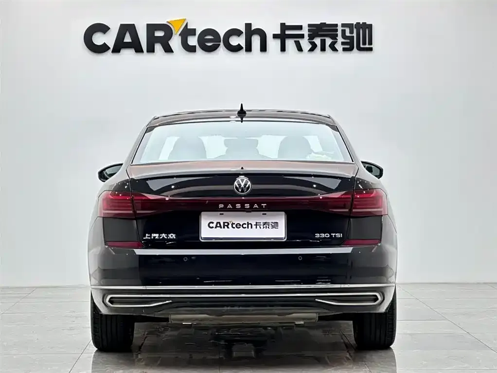 Volkswagen Passat — фото 8