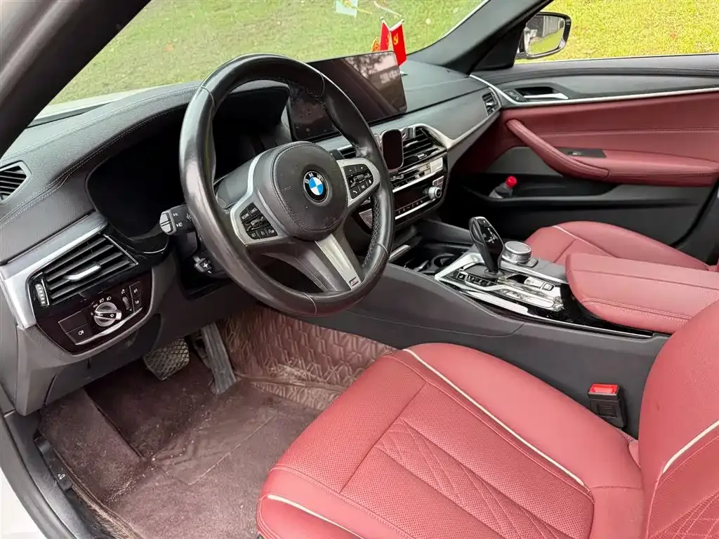 BMW 5 Series New Energy — фото 2