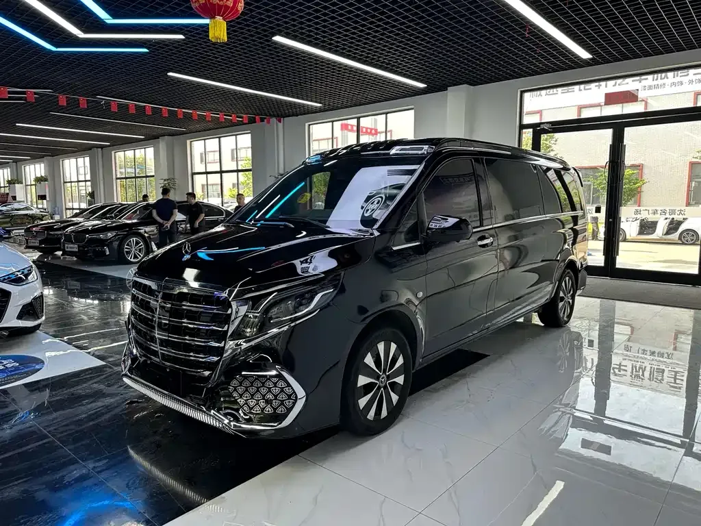 Mercedes-Benz Vito — фото 1