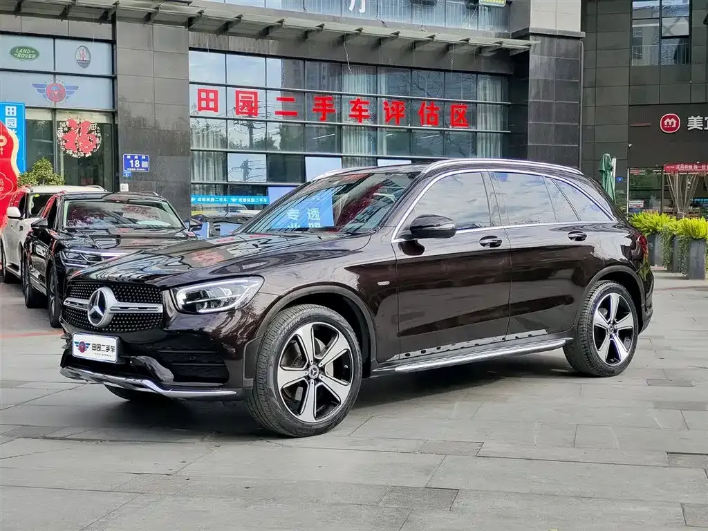 Mercedes-Benz GLC — фото 1