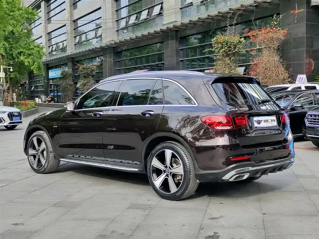 Mercedes-Benz GLC — фото 7