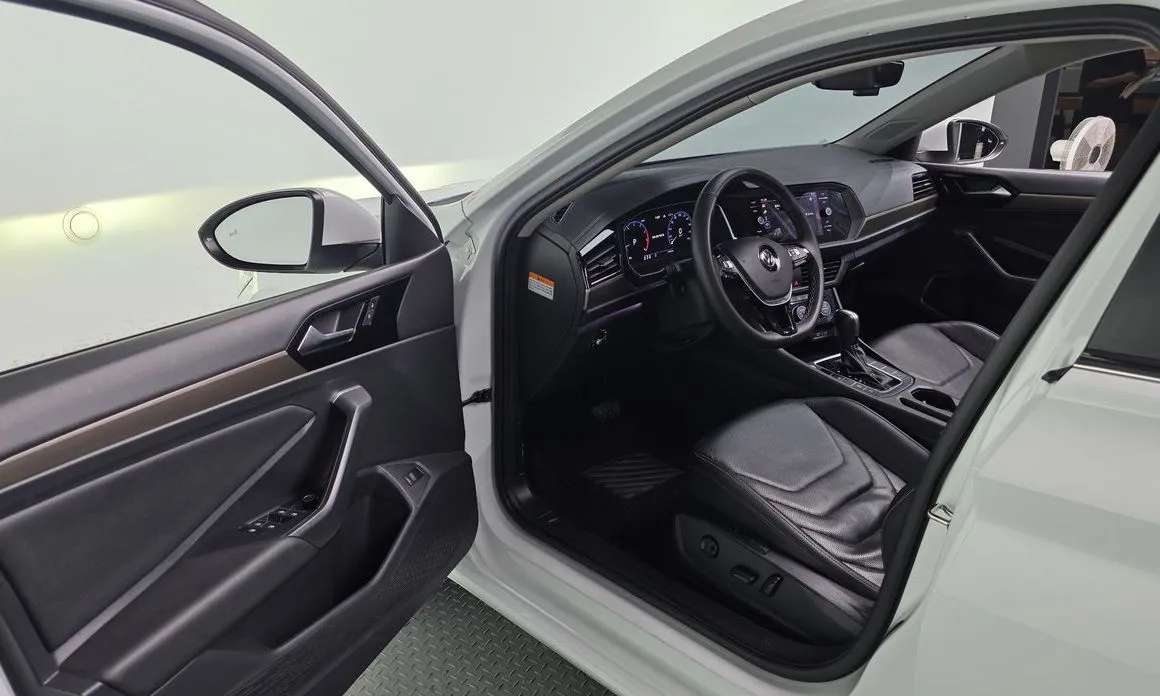 Volkswagen Jetta 2021 из KR, фото 10