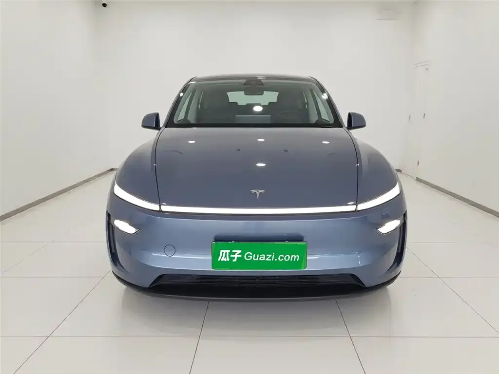 Tesla Model Y 2025 из CN, фото 4