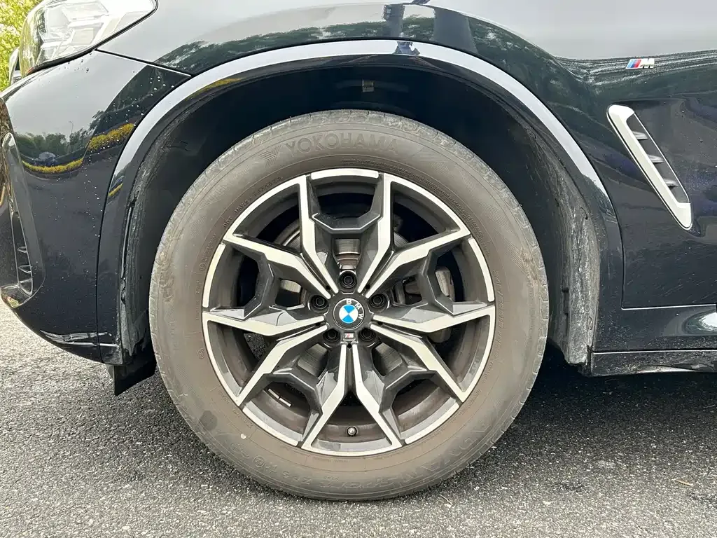 BMW X3 — фото 9