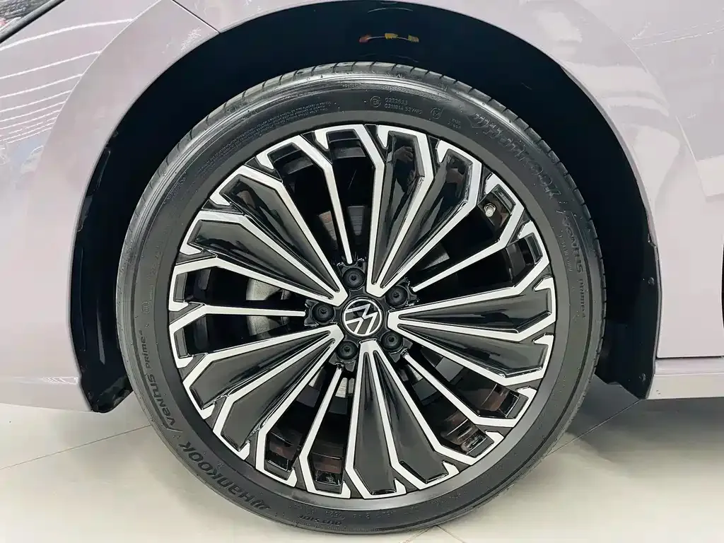 Volkswagen Passat — фото 2