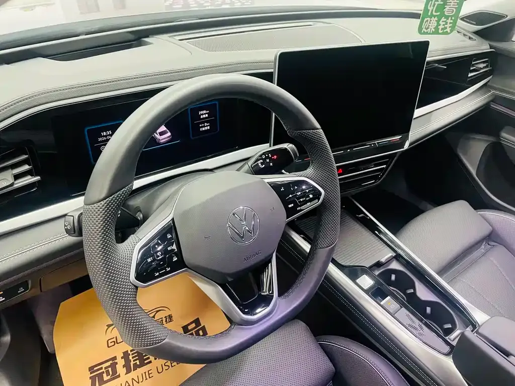 Volkswagen Passat — фото 8