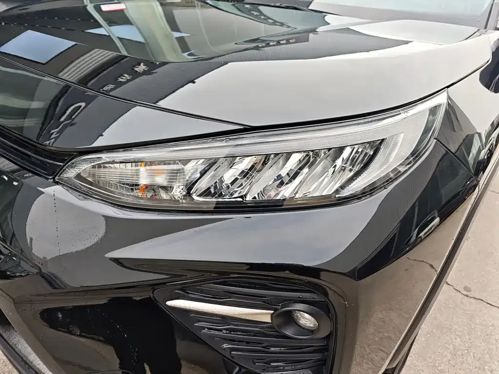 Toyota Wildlander 2023 из CN, фото 2