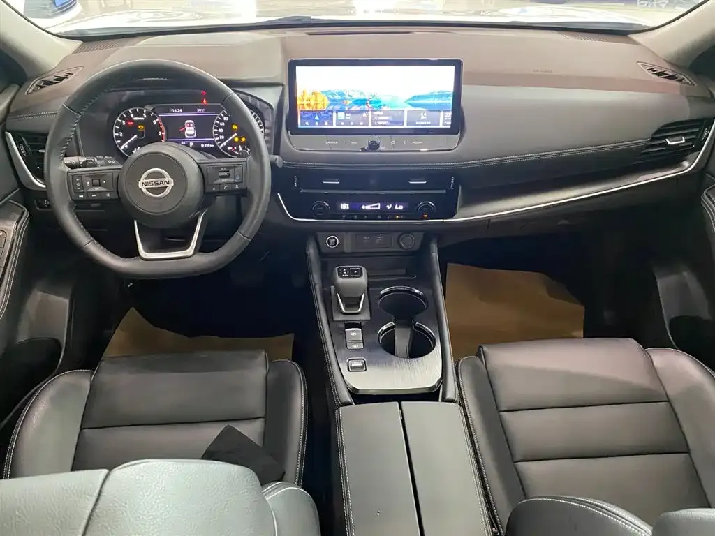 Nissan X-Trail — фото 10