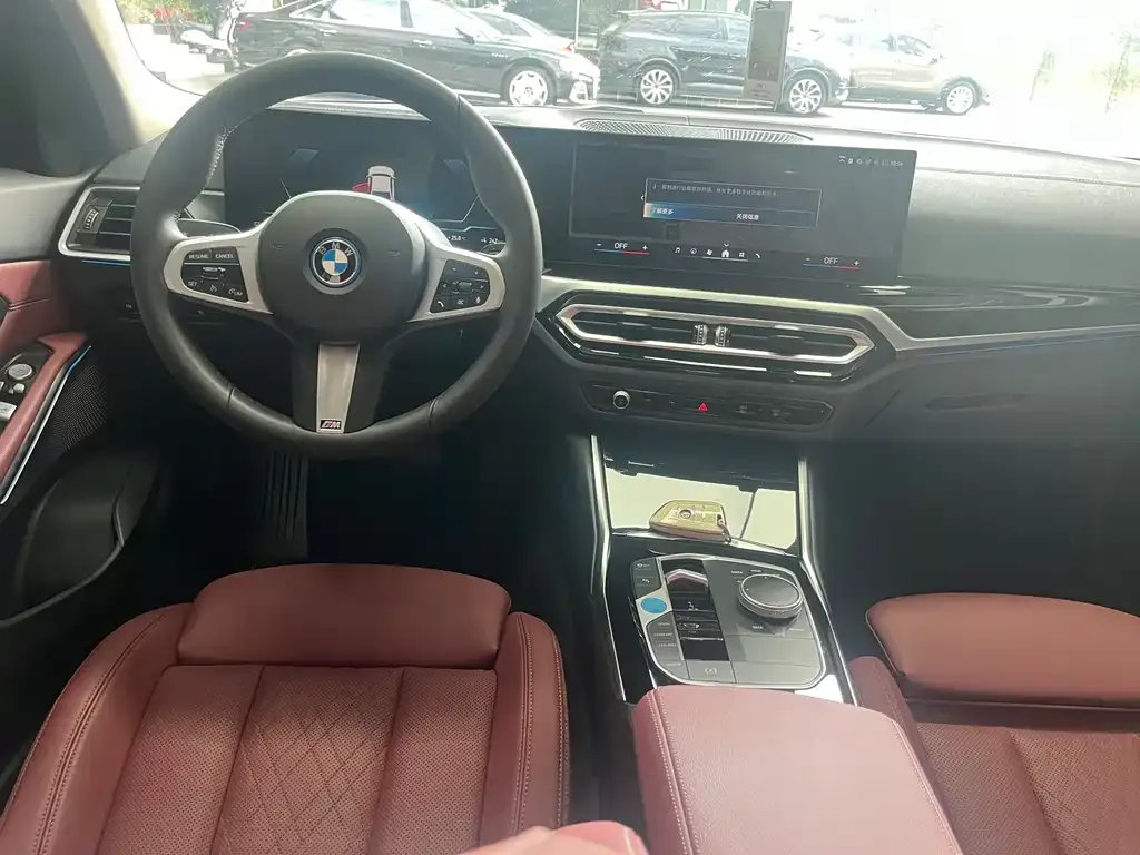 BMW i3 — фото 6