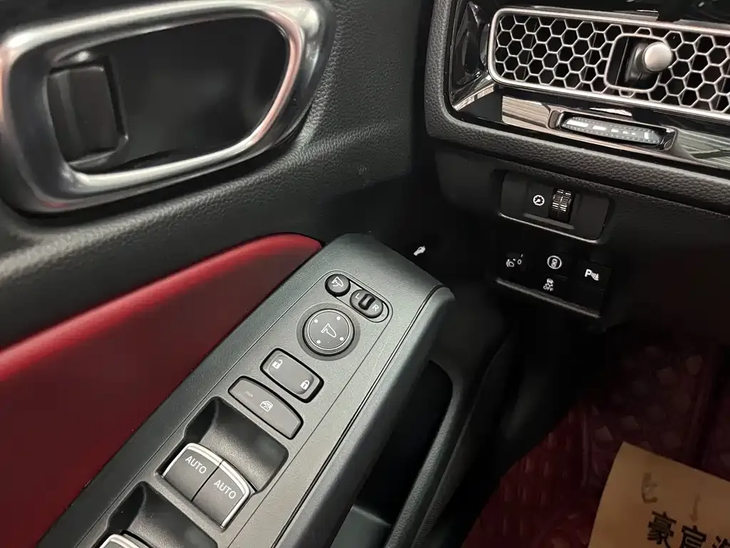 Honda Civic — фото 5