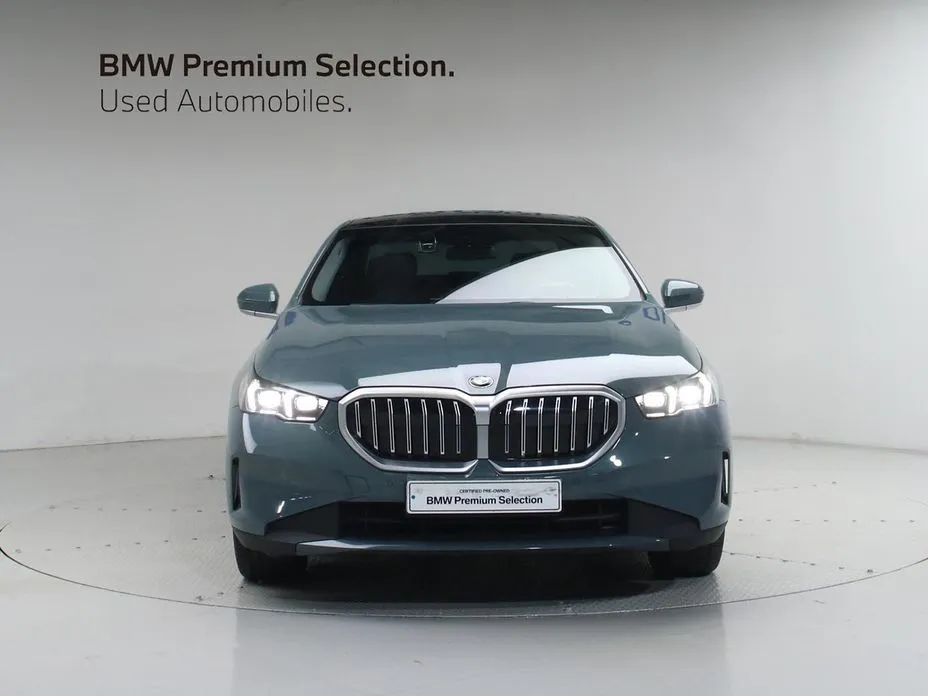 BMW 5-Series 2025 из KR, фото 4