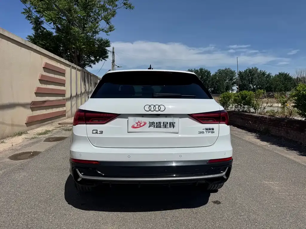Audi Q3 — фото 2