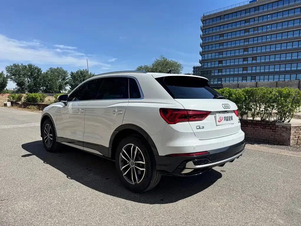 Audi Q3 — фото 4