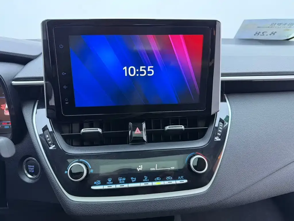 Toyota Corolla — фото 9