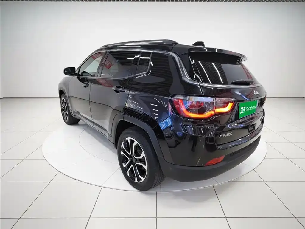 Jeep Compass 2021 из CN, фото 8