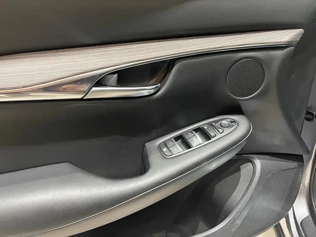 Infiniti QX50 2021 из CN, фото 2