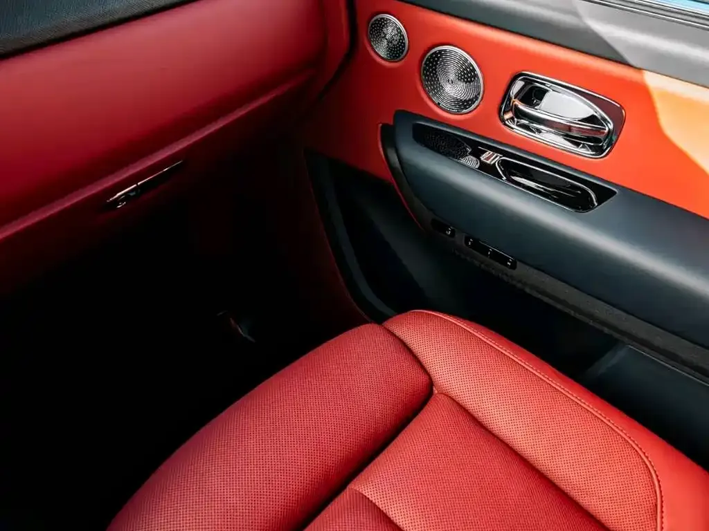 Rolls-Royce Cullinan 2021 из CN, фото 2