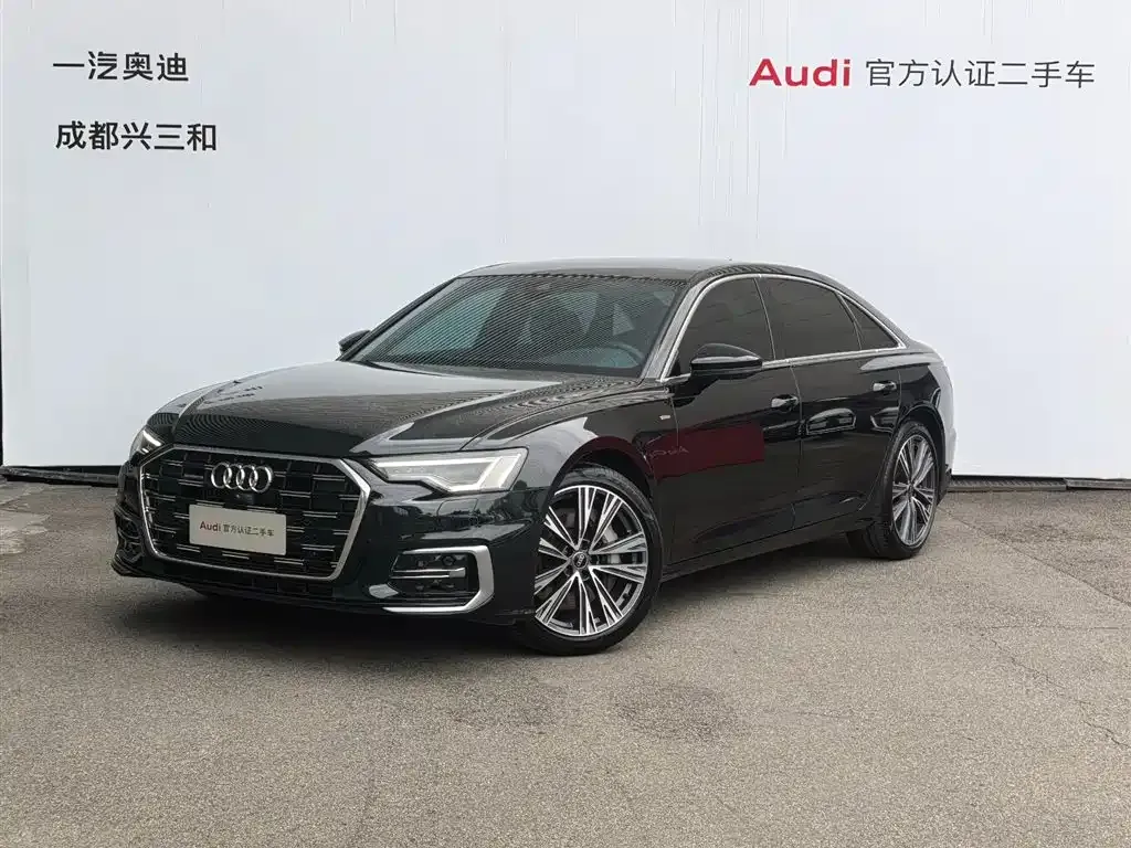 Audi A6L — фото 1