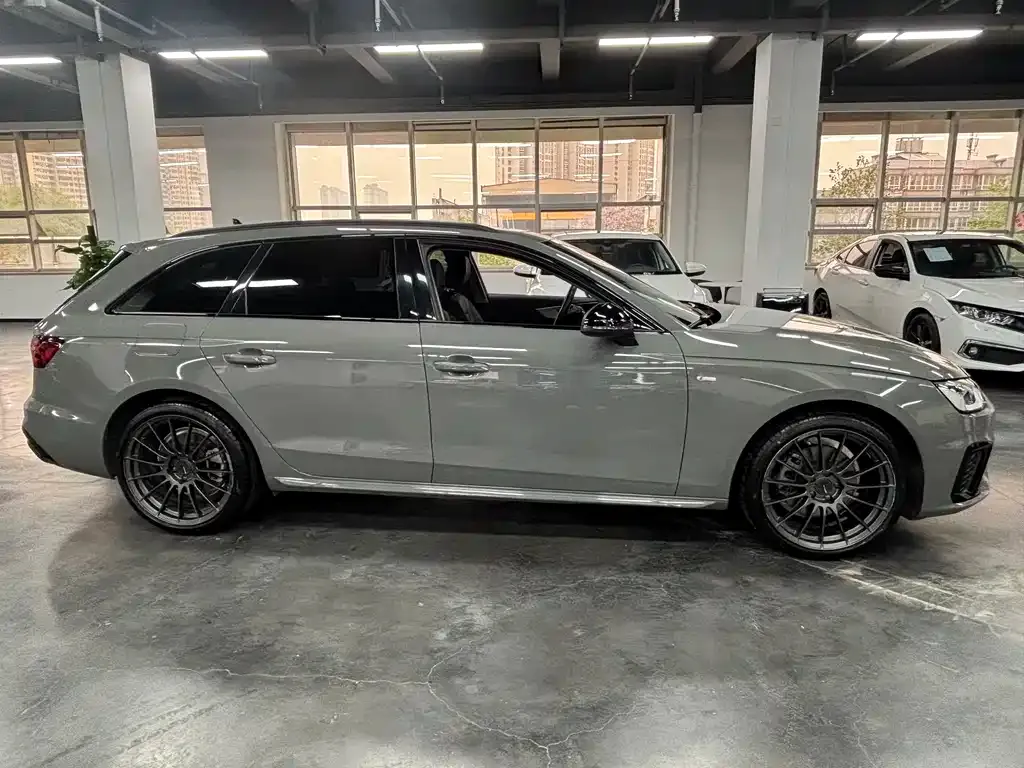 Audi A4 (Import) 2022 из CN, фото 2