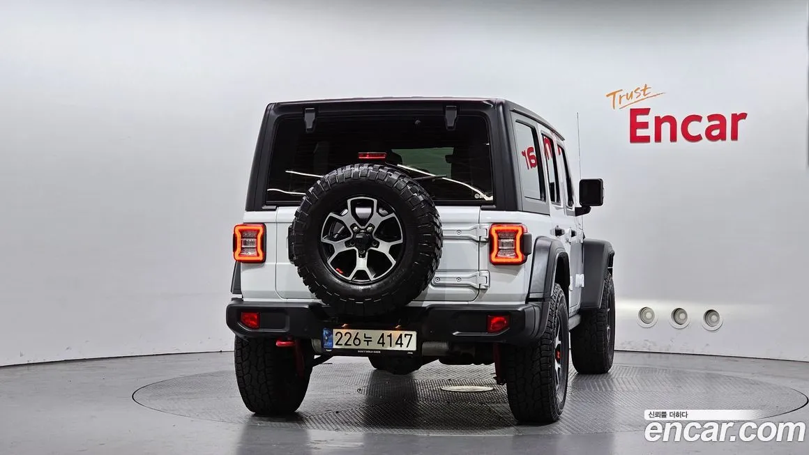 Jeep Wrangler 2021 из KR, фото 3