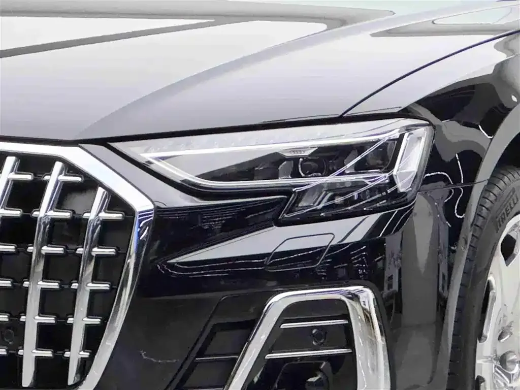 Audi A8 — фото 8