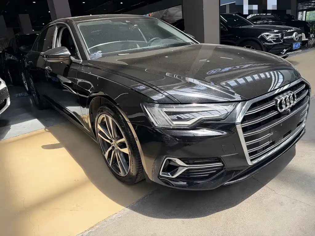 Audi A6L — фото 6