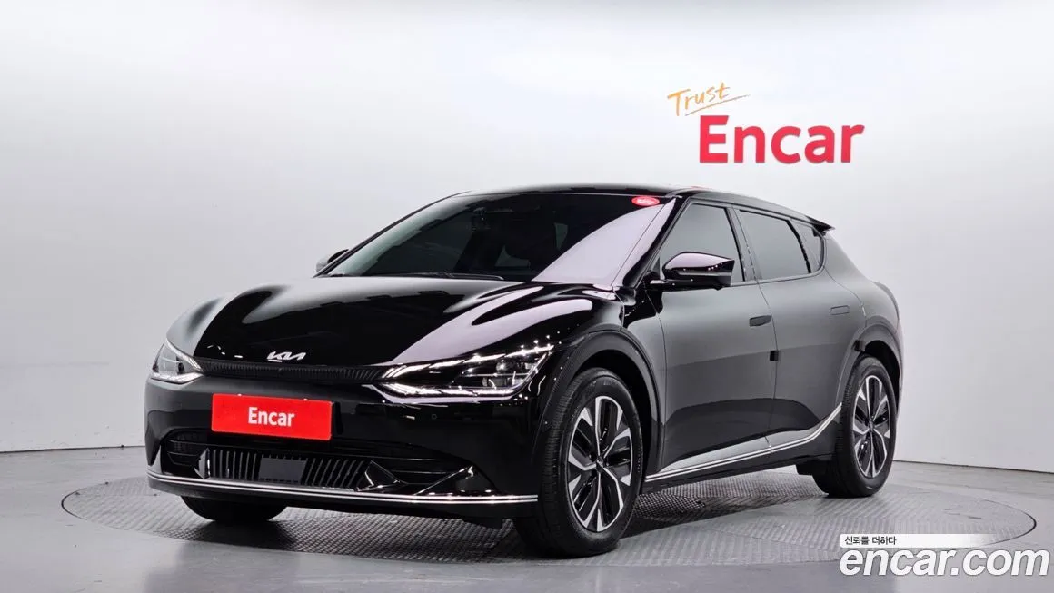 Kia EV6 — фото 1