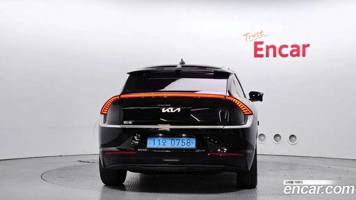 Kia EV6 — фото 4