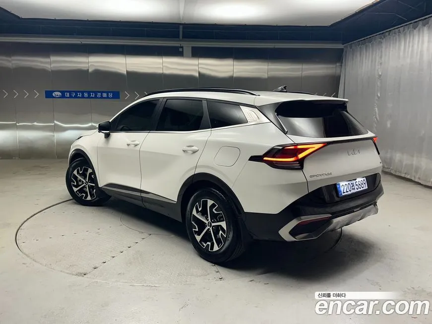 Kia Sportage — фото 10