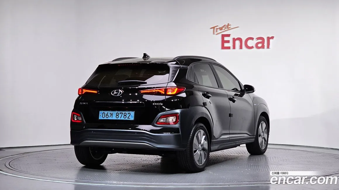 Hyundai Kona 2021 из KR, фото 2