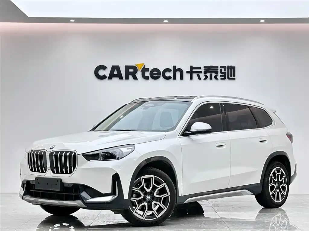 BMW X1 — фото 1