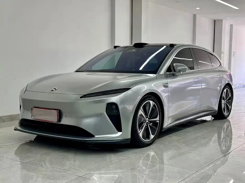 NIO ET5T