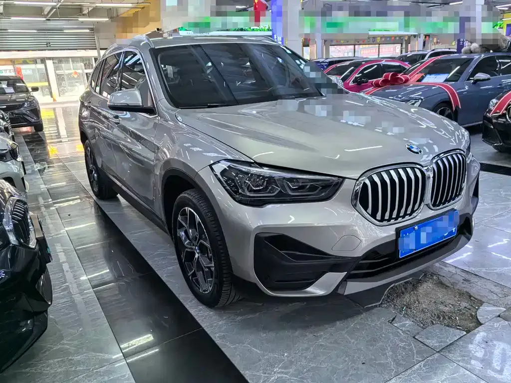 BMW X1 — фото 2