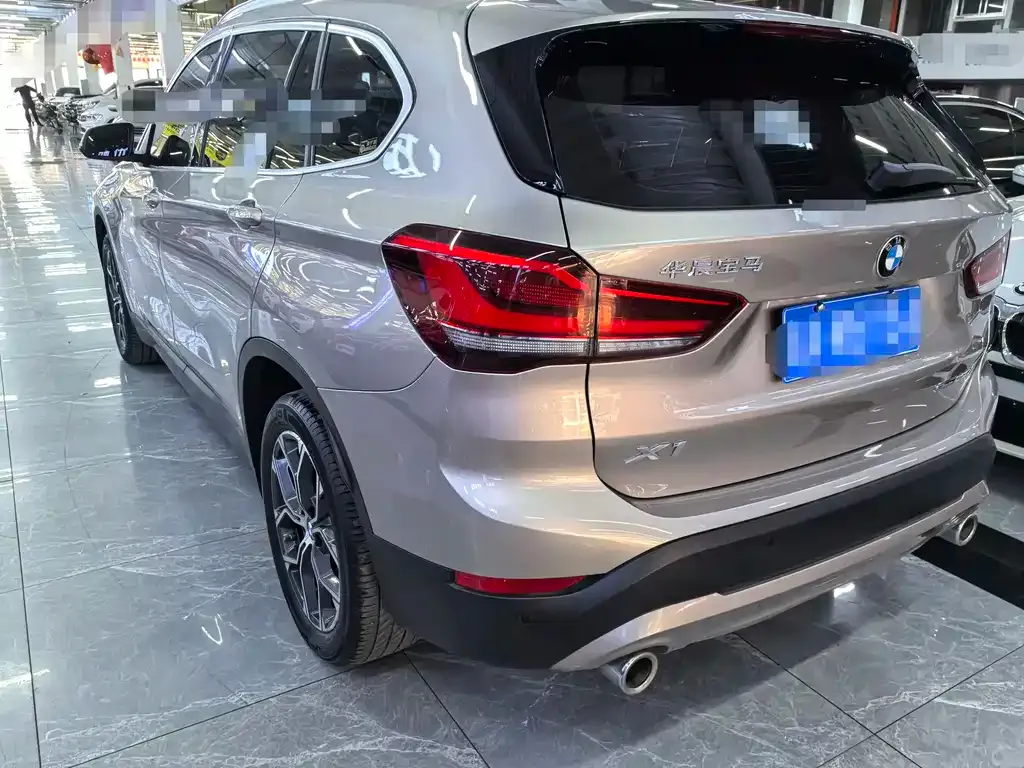 BMW X1 — фото 4