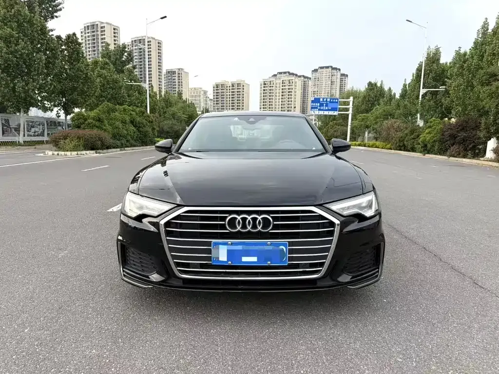 Audi A6L — фото 2