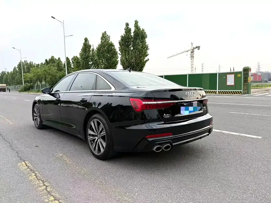Audi A6L — фото 4