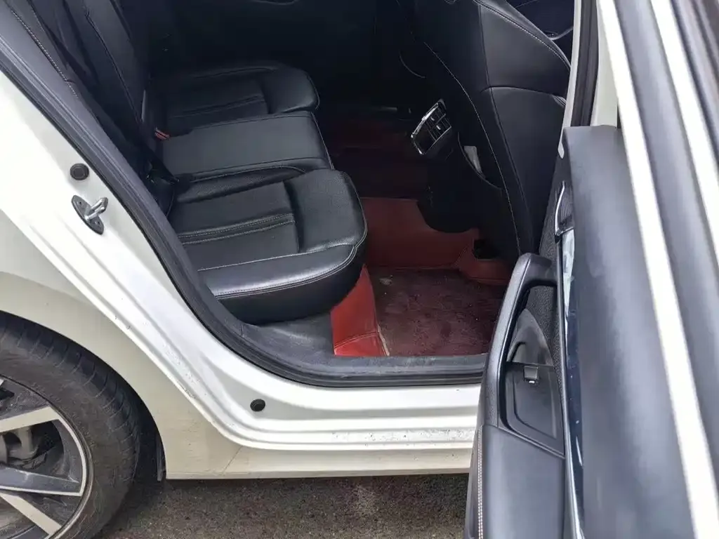 Skoda Octavia — фото 3