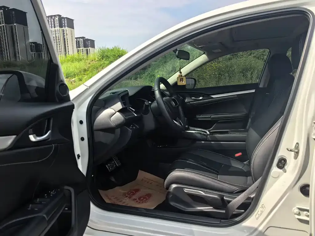 Honda Civic — фото 3