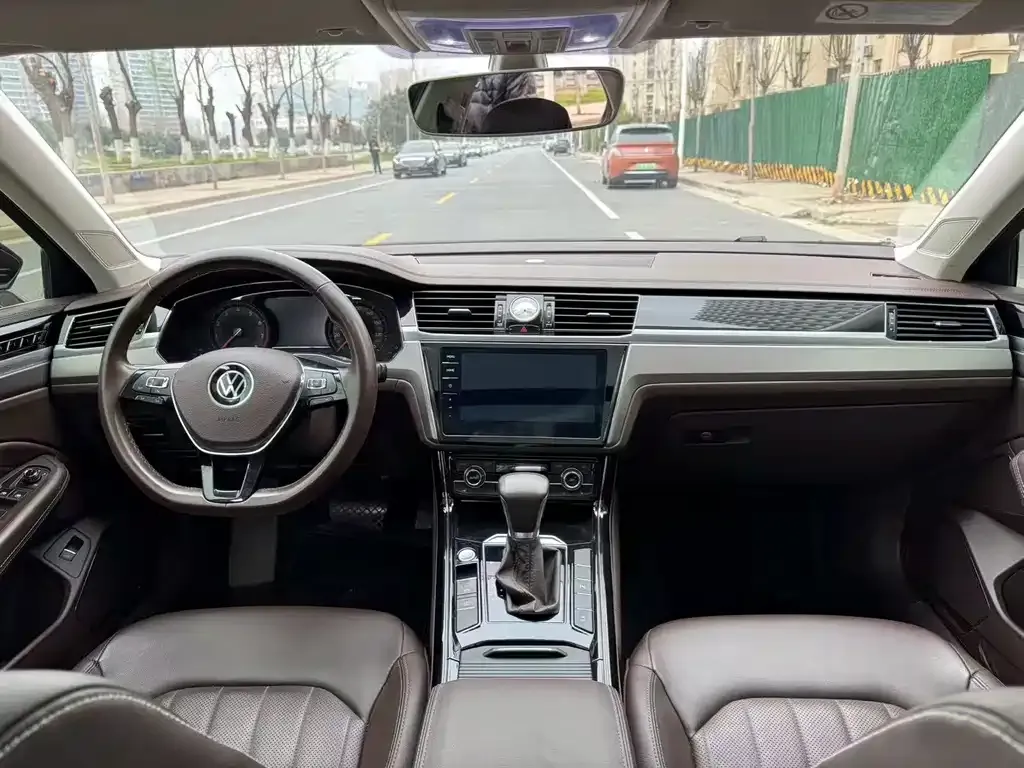 Volkswagen Phideon 2021 из CN, фото 6