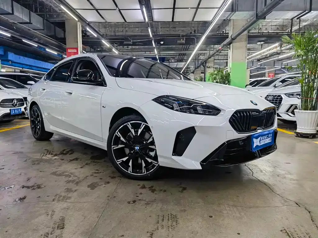 BMW 2 Series 2025 из CN, фото 3